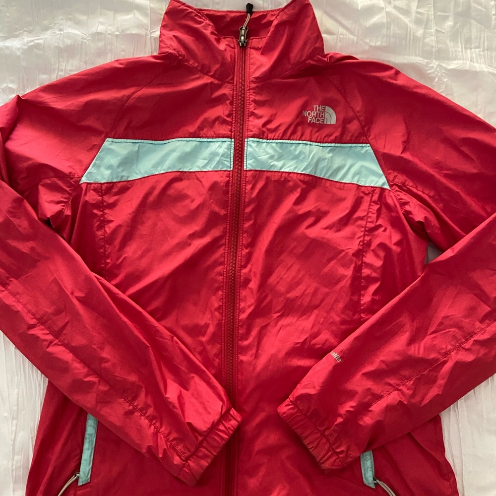 NORTH FACE WINDBREAKER